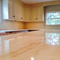 High-Gloss Kitchen Counter